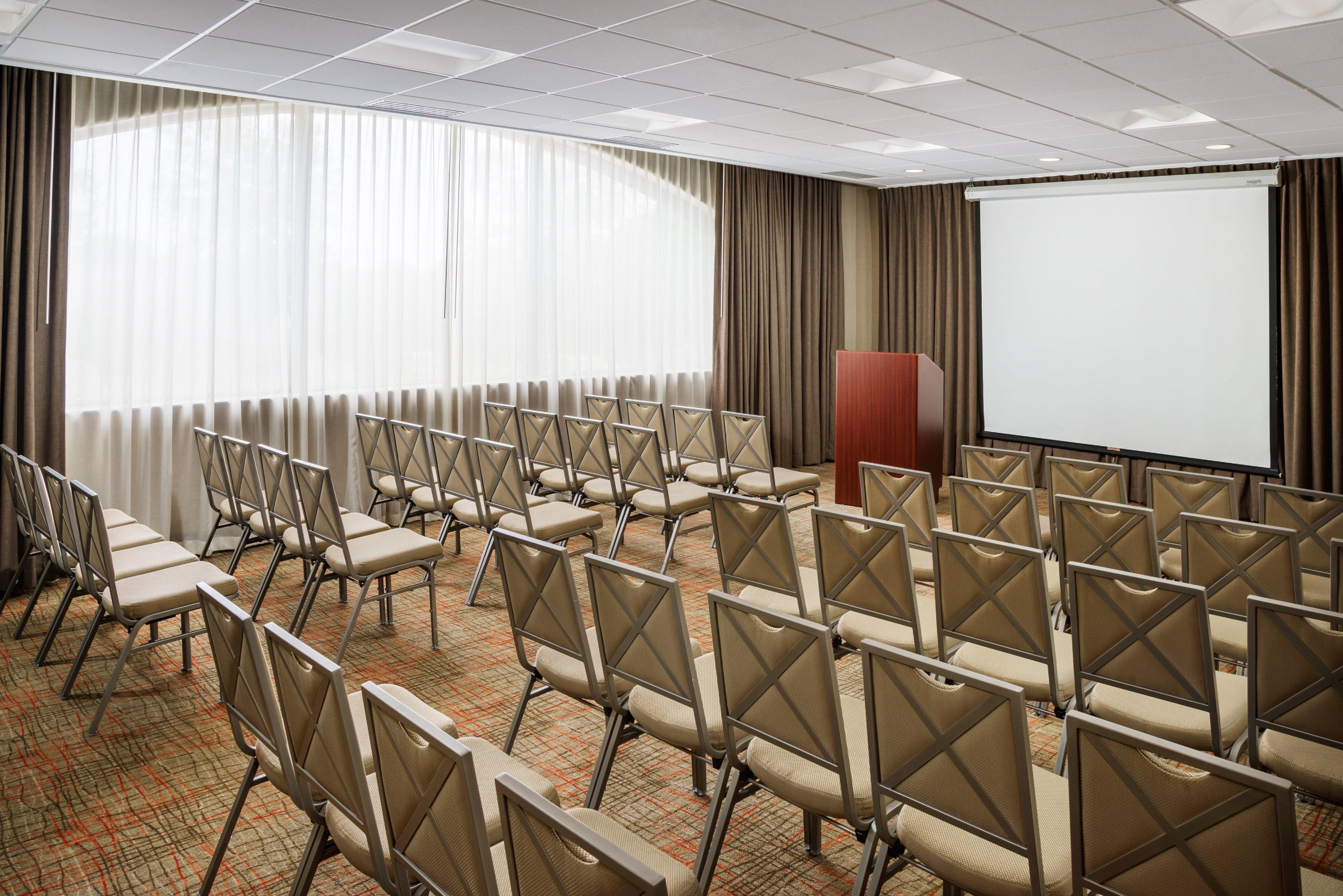 Holiday Inn Charlotte University By Ihg Exterior photo